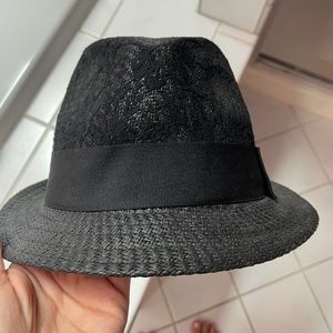 SHERELS black straw & lace hat